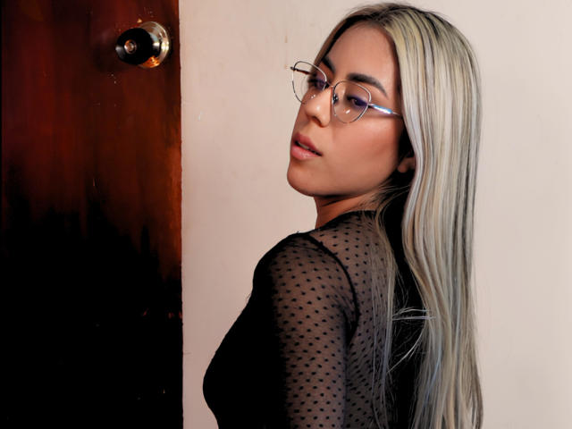 QuickHookup - Live porn &amp; sex cam - 29909198