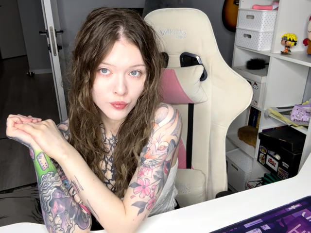 MeliaRinaldo - Live sexe cam - 29909600