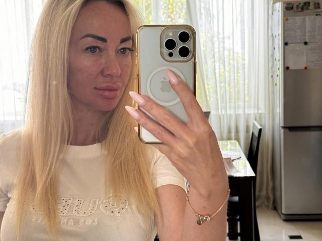 MysteryLaddy - Live sex cam - 29910392