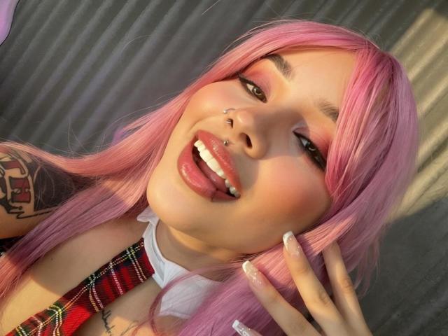 ValkaGreen - Live sex cam - 29910983