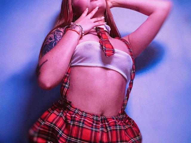 ValkaGreen - Live porn &amp; sex cam - 29911001