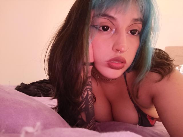 CatBleu - Live Sex Cam - 29915753
