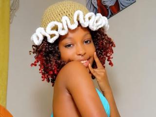DarkChoclateHotty Live Chat on XLoveCam