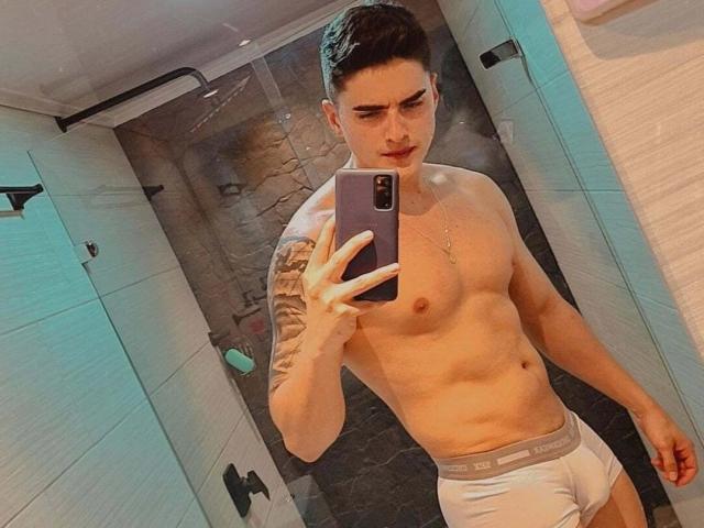 ChristianValenciano - сексуальная веб-камера в реальном времени - 29930546