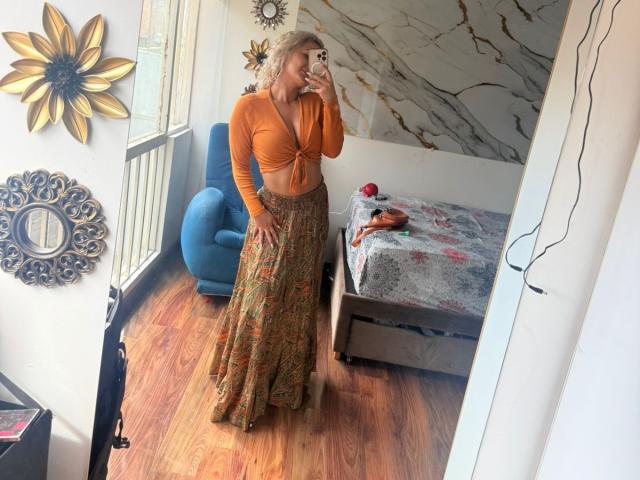 FloraSaenz - Live porn &amp; sex cam - 29931152