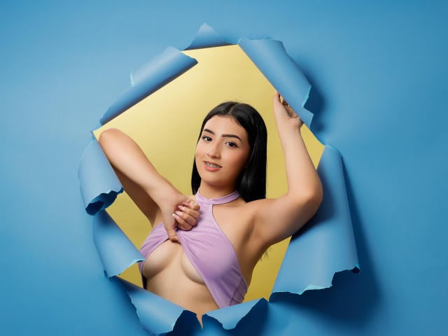 ZoeyMorelli - Sexe cam en vivo - 29938022