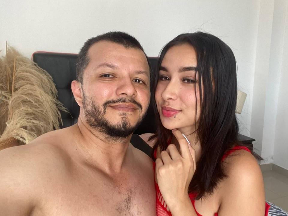 LaylaAndJoshua - Live sex cam - 29948609