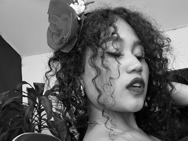 SophieSonyas - Sexe cam en vivo - 29949299