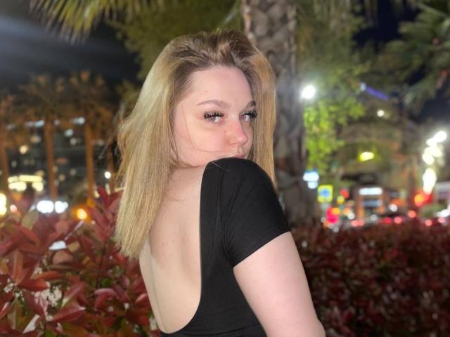 VondaSchlereth - Live porn &amp; sex cam - 29962244