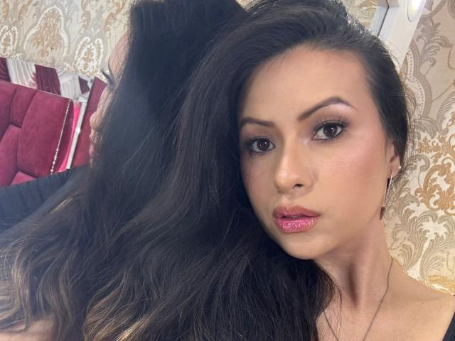 HannaRobertss - Live Sex Cam - 29964503