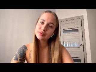 Watch MirckyBlush Live on XLoveCam