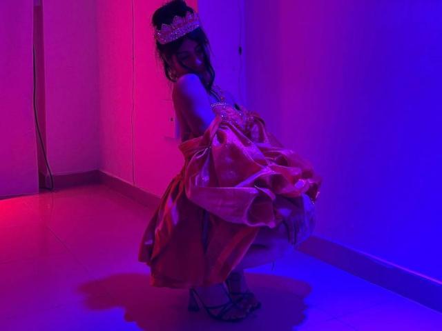 ValeryTranss - ライブポルノ&amp;セックスカム - 29970689