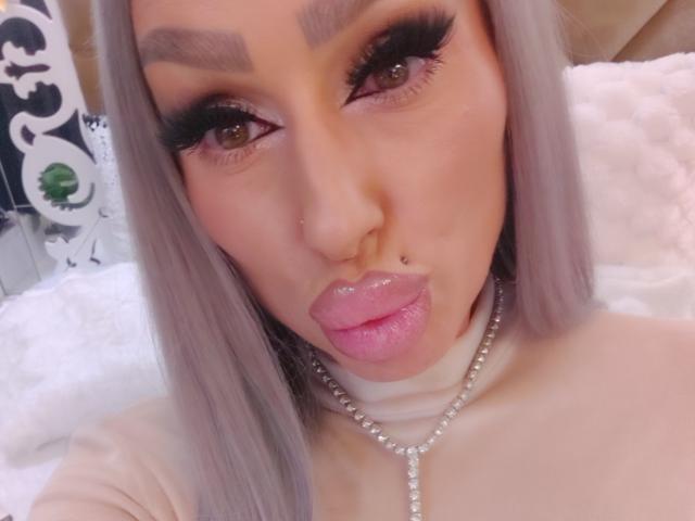HotSmokingBabe69x - Sexe cam en vivo - 29974871