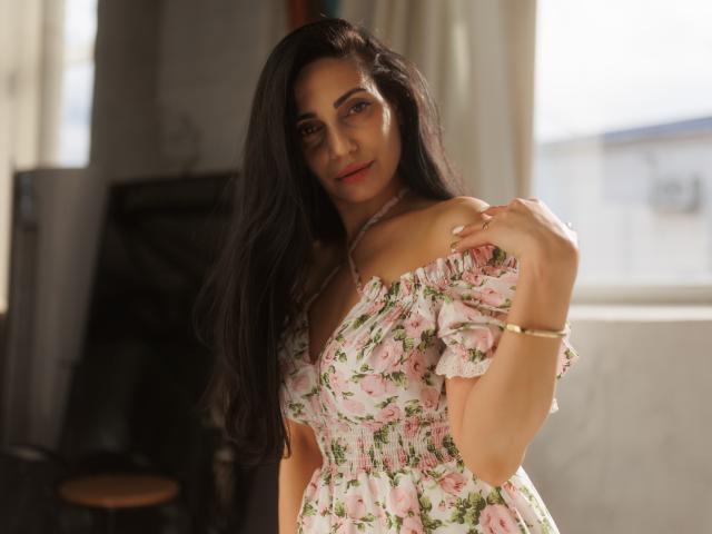 BeatriceLovely - Live Sex Cam - 29982038