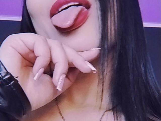 KendallBrzz - Live sexe cam - 29988212