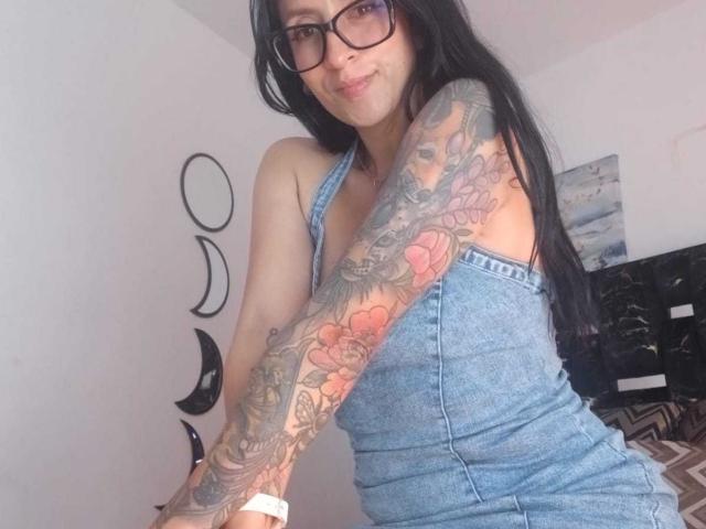 ZarayFeet - Live porn &amp; sex cam - 29989619