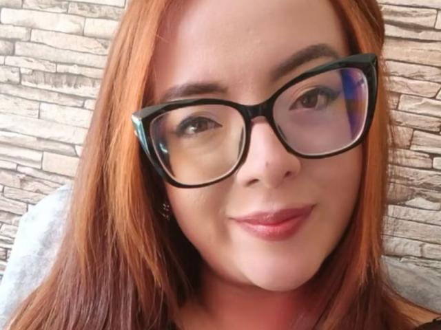 AntonellaRodika - Live Sex Cam - 29990903