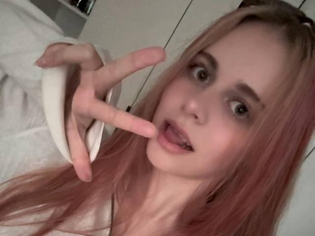 KarenaRomani - Sexe cam en vivo - 29992565