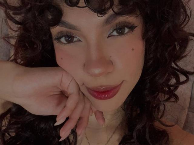 AngelicaHill - פורנו בשידור חי ומצלמת סקס - 29995970