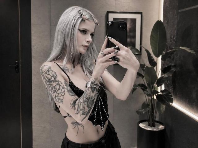 ErgoProxy - Live porn &amp; sex cam - 29996543