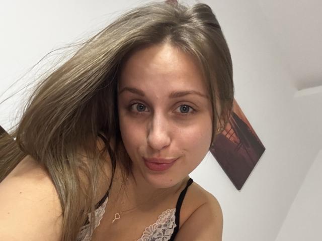 TrissyTerry - Live porn &amp; sex cam - 29997278
