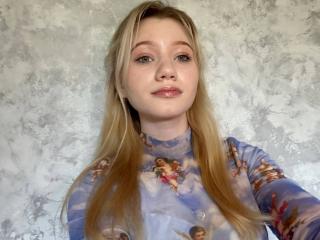ElinorHamner Live Chat on XLoveCam