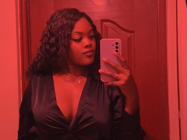 ThickianaSexy - Live porn &amp; sex cam - 30003023