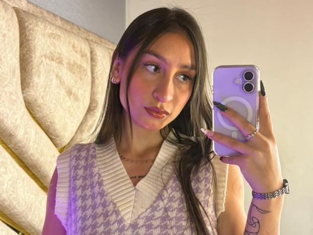 MaddyCarina - Live porn &amp; sex cam - 30005279