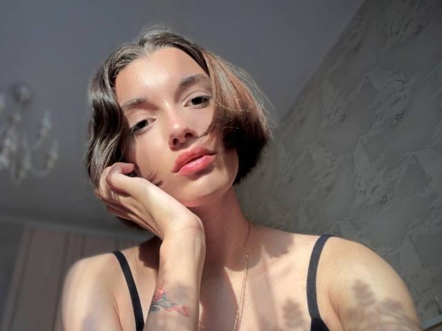 MackenzieCostantino - Live porn &amp; sex cam - 30011561