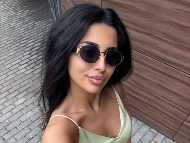 AdrianaPierce - Live porn &amp; sex cam - 30012050