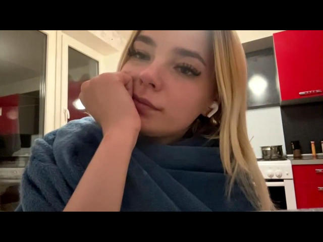 AdrieneDegennaro - Live porn &amp; sex cam - 30014072