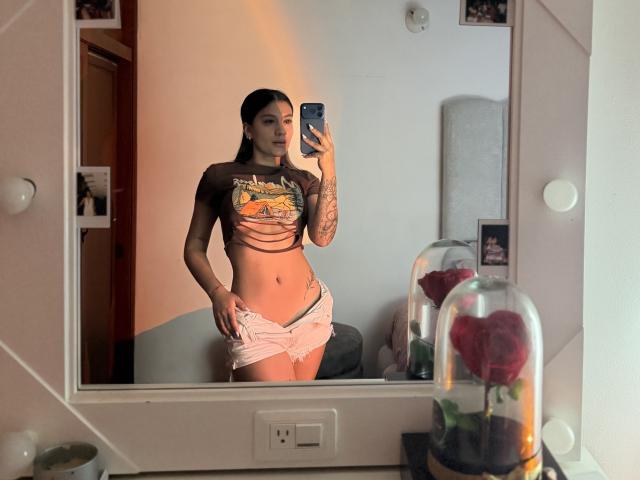 ThaliaAres - Sexe cam en vivo - 30021701