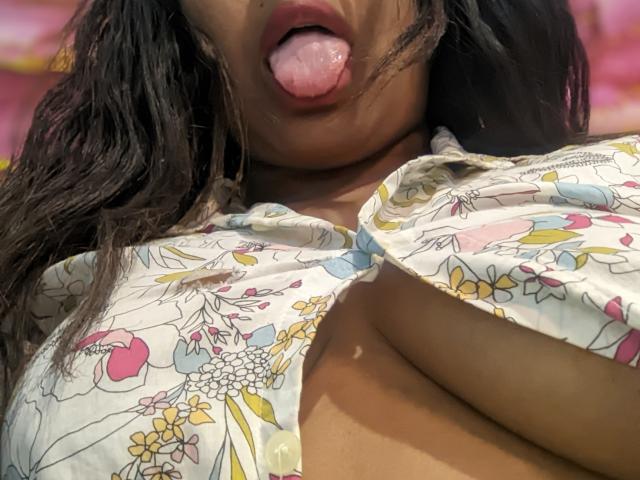 CiciahBella - сексуальная веб-камера в реальном времени - 30023447