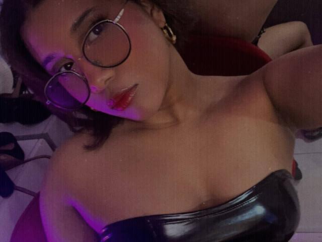 LoreDuval - Sexe cam en vivo - 30026570