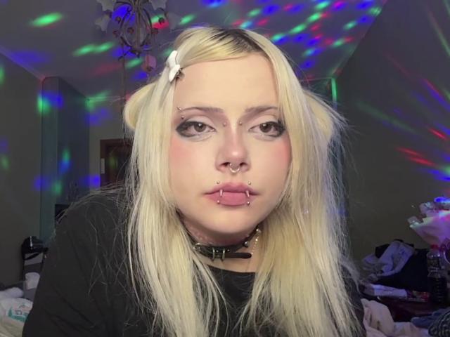 NovellaZellmer - Live porn &amp; sex cam - 30034217