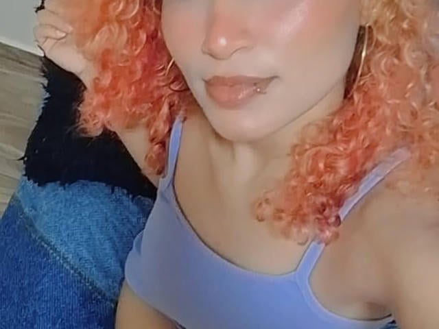 NaomyeLm - Sexe cam en vivo - 30035402