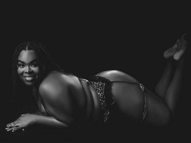 EbonyHenner - Live porn &amp; sex cam - 30035483
