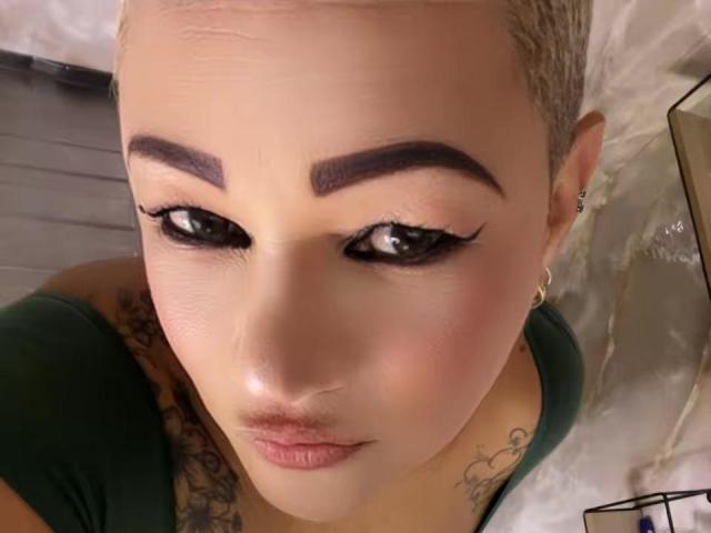 GianellaCox - Live porn &amp; sex cam - 30036794