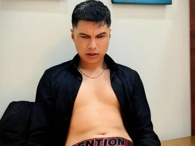 AquilesTaylor - Live porn &amp; sex cam - 30041909