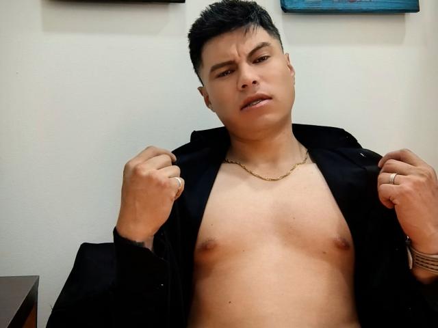 AquilesTaylor - Sexe cam en vivo - 30041915