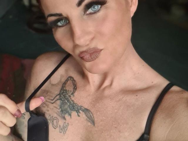 MiaMonez-hot - Live porn &amp; sex cam - 30048332
