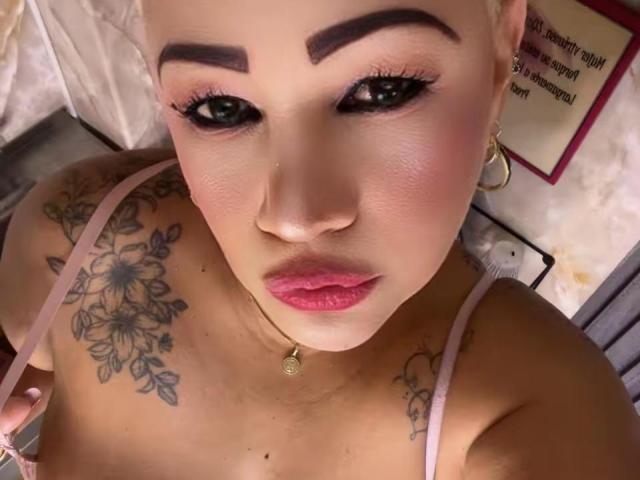 GianellaCox - Live porn &amp; sex cam - 30059093