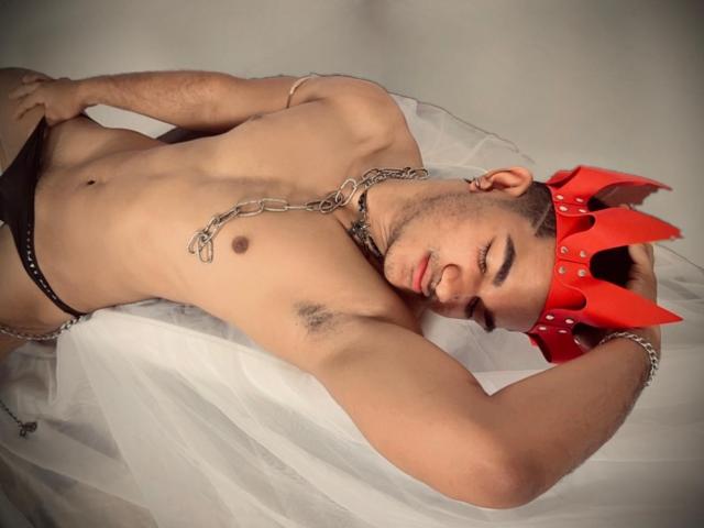 MaikolTwinkX - Live sex cam - 30063059