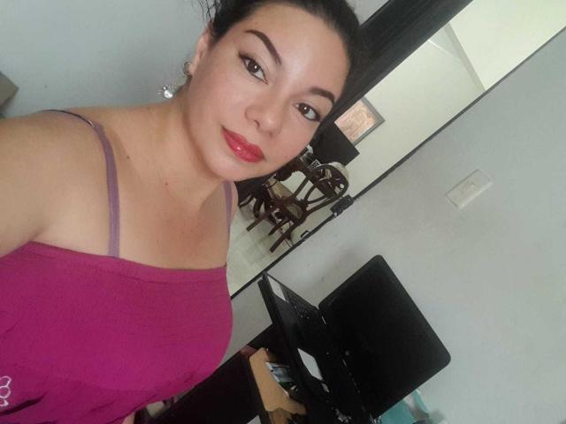 HypnoticBella - Live porn &amp; sex cam - 30070625
