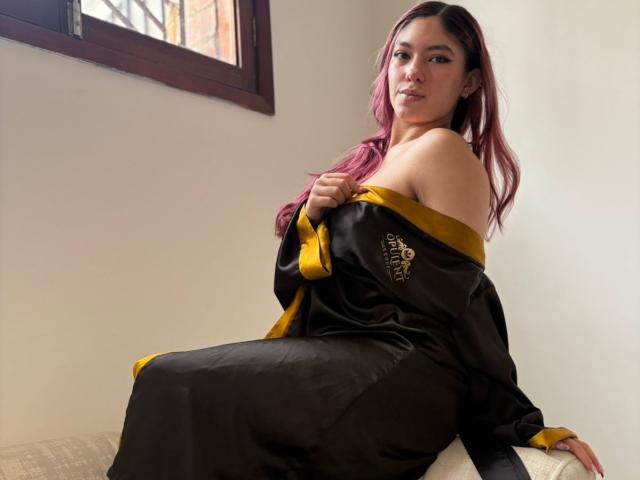 DaphneLenoir - сексуальная веб-камера в реальном времени - 30070892