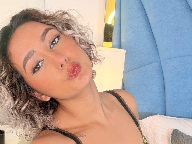 ElenaSaenz - פורנו בשידור חי ומצלמת סקס - 30071357