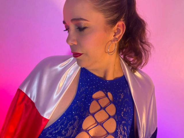 MirandaDelacroix - Sexe cam en vivo - 30071396