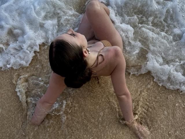 FelicitasDeroy - Live porn &amp; sex cam - 30072455