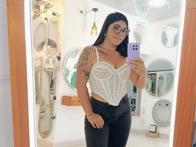 ValeryPierce - Live porn &amp; sex cam - 30077450