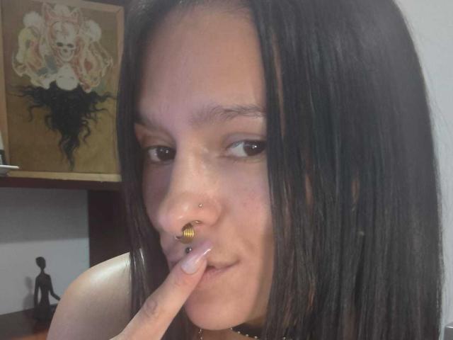 AmelieBlake - Live sex cam - 30077738
